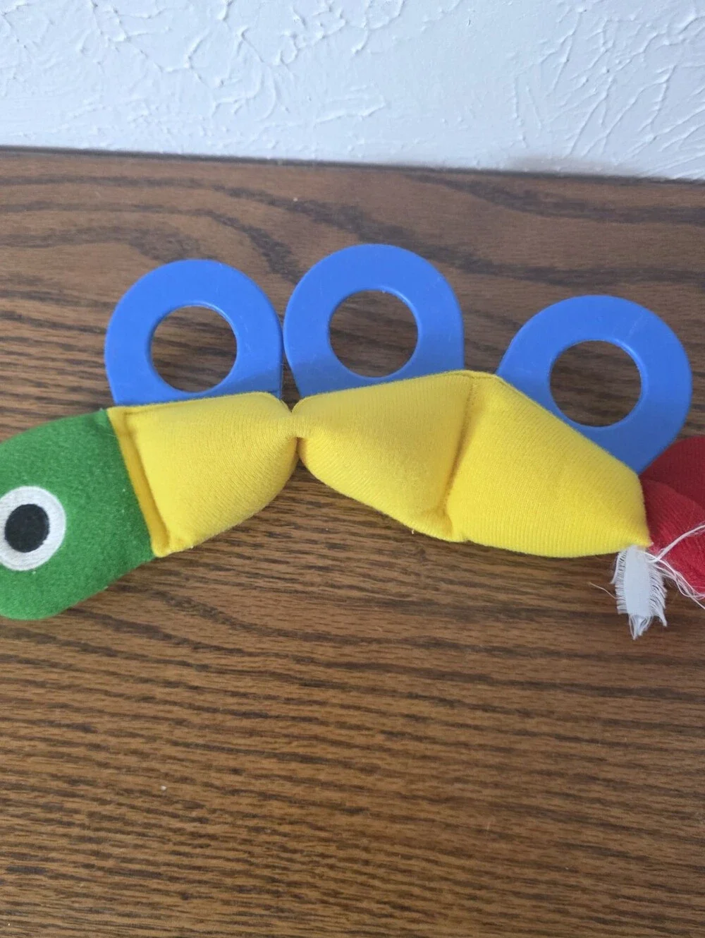 Vintage 1984 Johnson & Johnson Wiggle Worm Plush Rattle Squeak Baby Toy